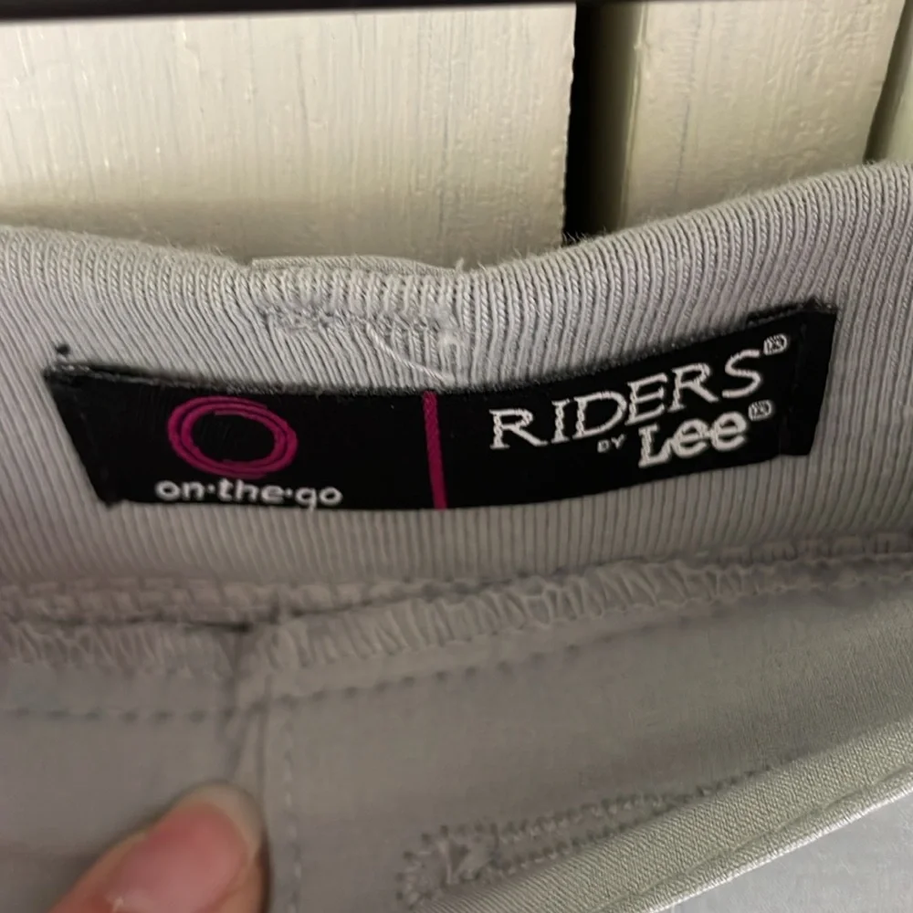 Lee Riders Light Gray Skort 14